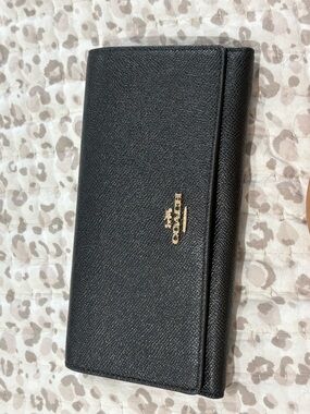 Coach Black Saffiano Leather Continental Wallet with Gold Logo